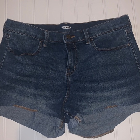 Old Navy cuffed jean shorts size 12 - Picture 5 of 6